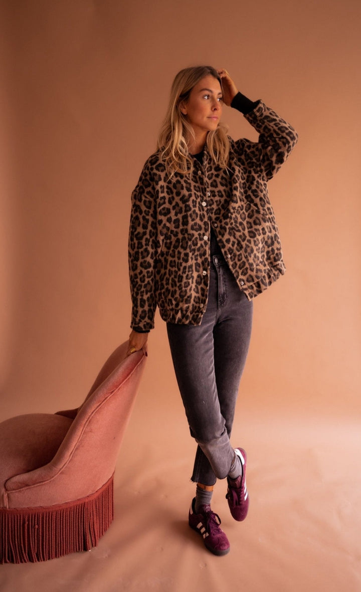 Grace | Short Jacket with Leopard Print